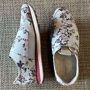 Rag & Bone White Floral Slip-On Sneakers Like NEW! Fits like women’s 8